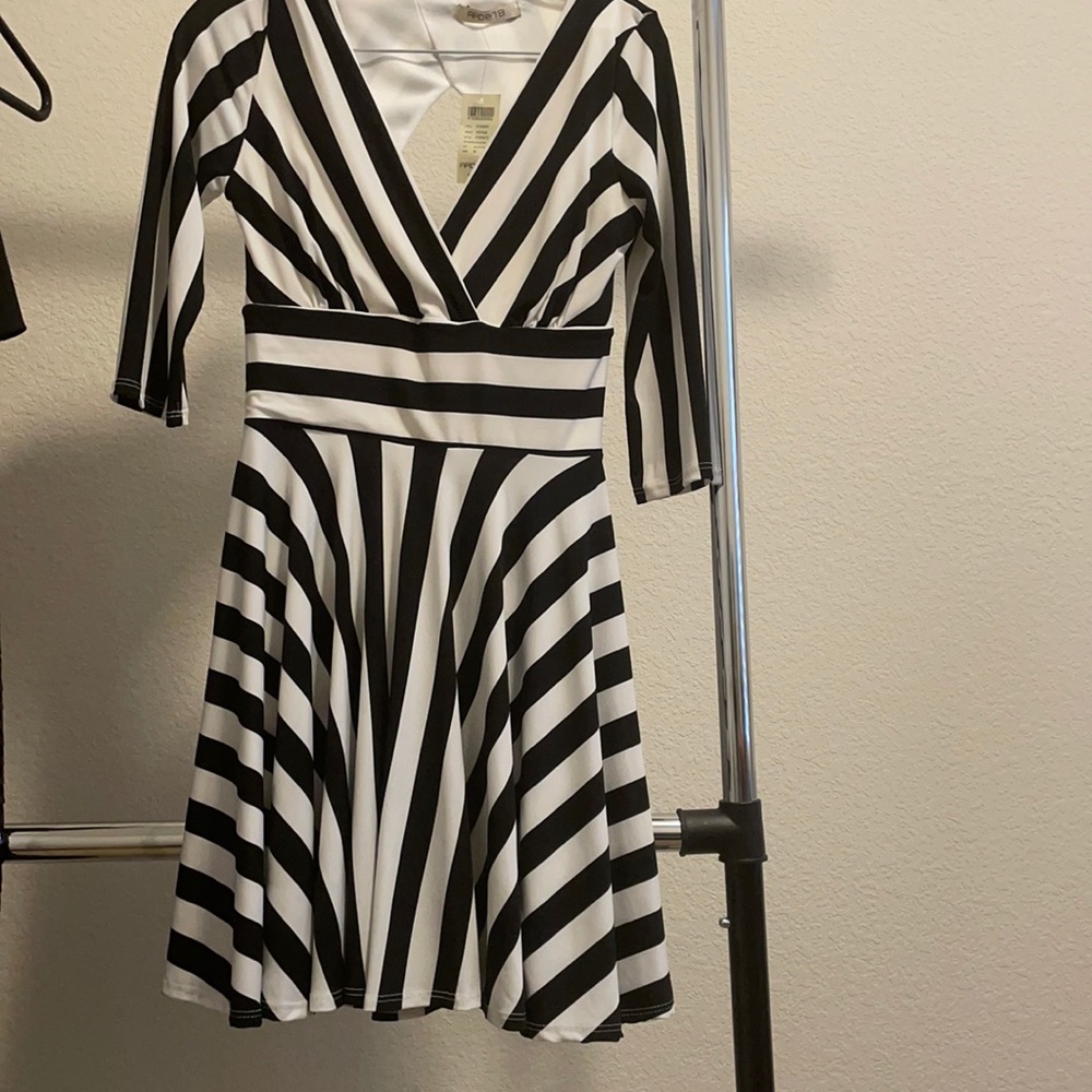 Arden B. Stripe Dress black and White